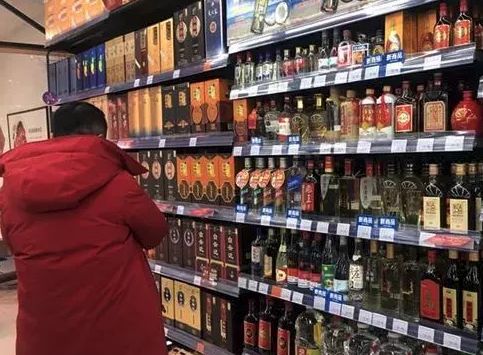 停供提價 名酒旺季前停貨的市場策略與深層邏輯